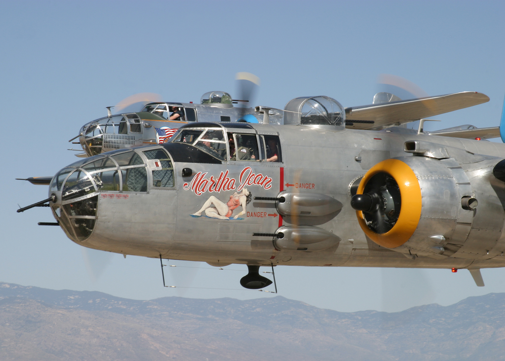B 25 b 25: